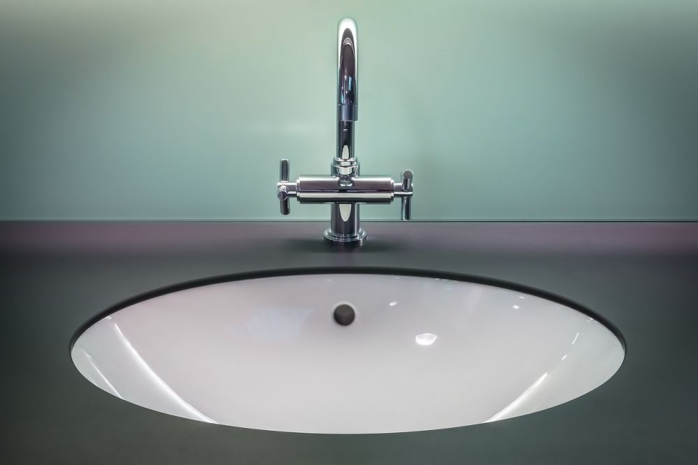 Renovera ett litet badrum: En grundlig guide